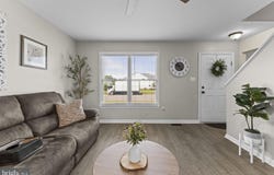 11291 MEADFIELD DR, BEALETON, VA 22712