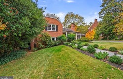 4111 CLAGETT RD, HYATTSVILLE, MD 20782