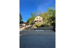 709 Charles St, Carnegie, PA 15106