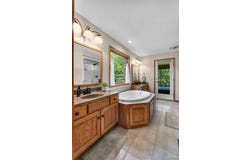 304 Timberlake Lane, Cape Girardeau, MO 63701