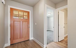 1729 NE 3rd Court, Redmond, OR 97756