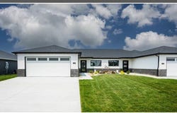 118 Bridgeport Drive, Moro, IL 62067