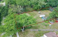 1305 E James St, White Cloud, MI 49349
