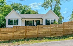 229 Edgewood Ave, Clinton, TN 37716