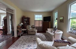 102 MAIN Street, RIVERTON, NJ 08077