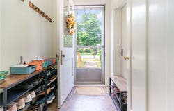 2 Michigan St, East Bloomfield, NY 14469