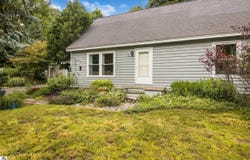 7271 S Dunns Farm Road, Maple City, MI 49664