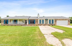 2119 Sunshine Drive, Abbeville, LA 70510