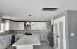 274 S10th Street, Lindenhurst, NY 11757