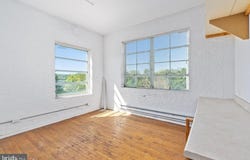 105 WASHINGTON Street, READING, PA 19601