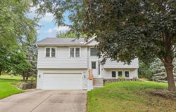 2416 Brentwood Dr, Waukesha, WI 53188