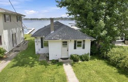 630 E Lakewood Avenue, Warsaw, IN 46580