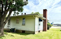 204 E 12th Street, Huntingburg, IN 47542