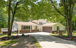 343 Spring Grove Drive, Tallmadge, OH 44278