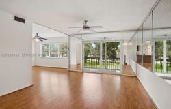 8911 S Hollybrook Blvd, Pembroke Pines, FL 33025