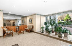 7 4th Street, Stamford, CT 06905