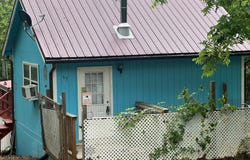 1250 FELLER, LEVELS, WV 25431