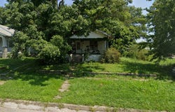 724 S 18th Street, Mt Vernon, IL 62864