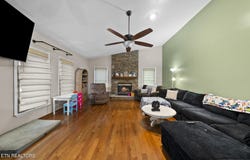 71 Creekway Drive, Crossville, TN 38555