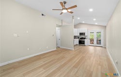 1015 E Yager Lane, Austin, TX 78753