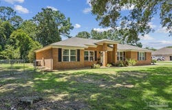 5097 Hamilton Ln, Pace, FL 32571