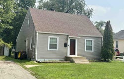 1520 Log Cabin, ROCKFORD, IL 61108