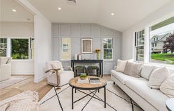8 Kerins Terrace, Newport, RI 02840