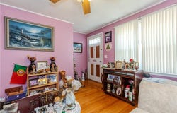 218 South Hull Street, East Providence, RI 02914