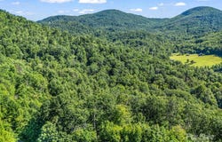 Climbing Road, Hendersonville, NC 28792