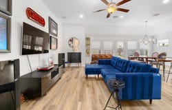 221 Short Leaf Dr, Buda, TX 78610