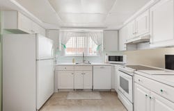 30979 Boewe Drive, Warren, MI 48092