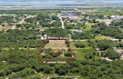 624 N Whitney St, Aransas Pass, TX 78336