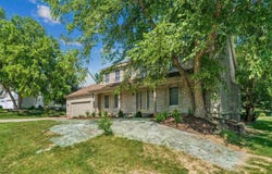 7604 Princeton Dr NE, CedarRapids, IA 52402