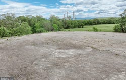 124, 126,128 and Rear FALLSVIEW AVENUE, YORK HAVEN, PA 17370