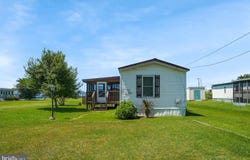 8188 SEA SHELL DR, CHINCOTEAGUE ISLAND, VA 23336