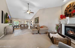 361 S Wingate Way, Lenoir City, TN 37771