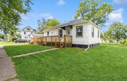 305 6th Street, Adair, IA 50002