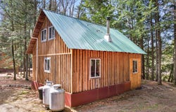 1 Pioneer Lane, Howland, ME 04448