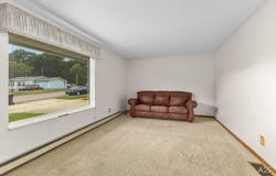 3976 York View Drive NW, Comstock Park, MI 49321