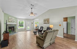 3467 Willow Ln, Gulf Breeze, FL 32563