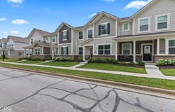 7265 Governors Row, Avon, IN 46123