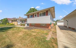 26335 Aaron Drive, Euclid, OH 44132
