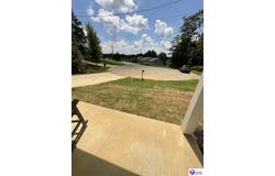 386 School Side Drive, Brandenburg, KY 40108