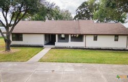 107 Gentle Breeze Street, Victoria, TX 77905