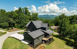 253 Eagles Eye Drive, Hendersonville, NC 28792
