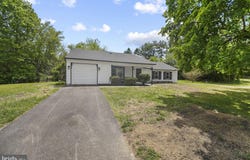 4 ALAN Place, SICKLERVILLE, NJ 08081