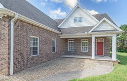 126 Waterston Way, Clinton, TN 37716