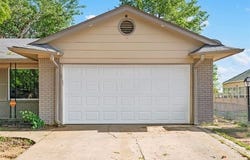 212 W 17th Street, Owasso, OK 74055