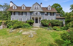 852 Hale St, Beverly, MA 01915