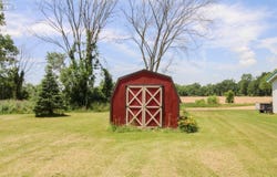 104 S West Ave, Willard, OH 44890